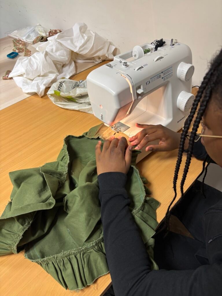COUTURE COURS ADOS
